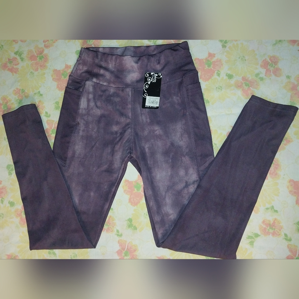 NWT GM Activewear Leggings with pockets